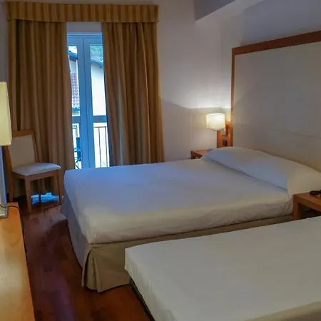 Mavino Hotel 3*
