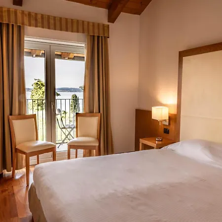 Hotel Mavino 3*